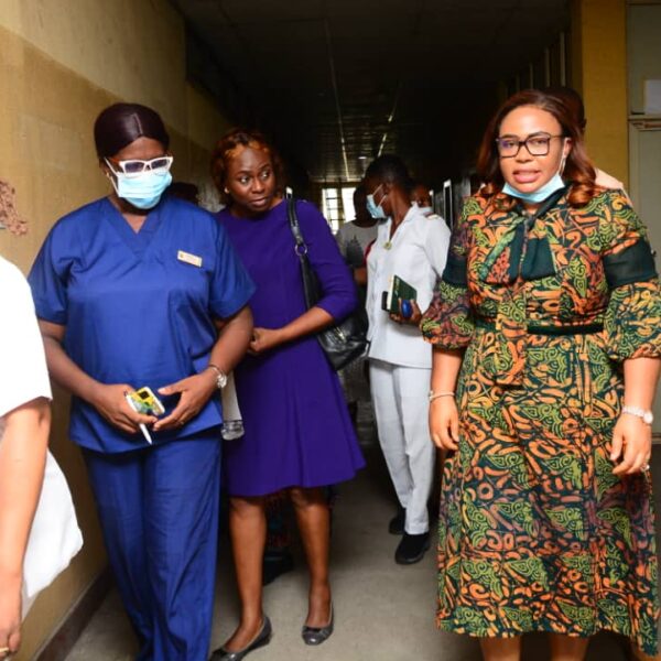 Incubator donation at Gbagada hospital 